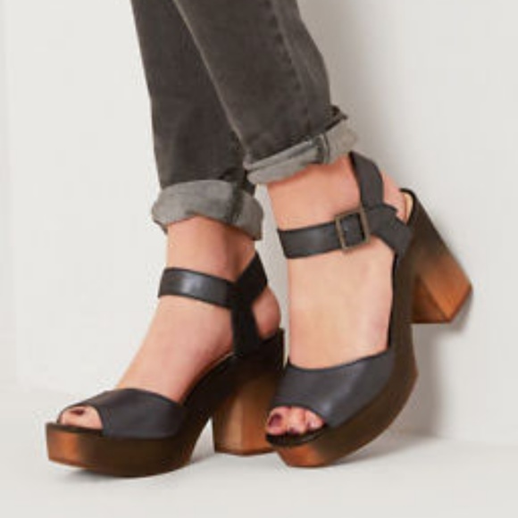 Anthropologie Shoes - Kelsi Dagger Brooklyn Heel Platform Sandals Clog